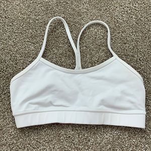Lulu lemon sports bra size 6